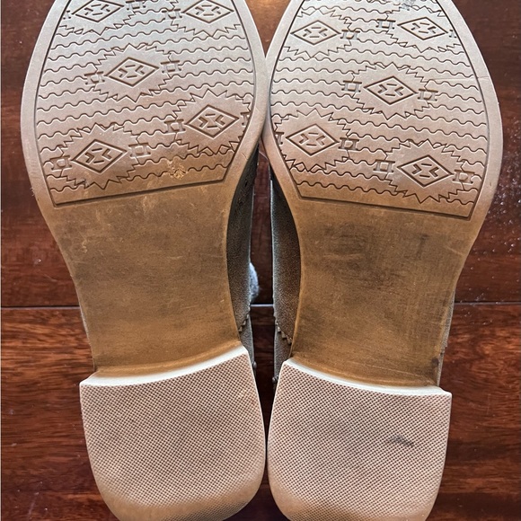 Women's Gray/Olive Oxford Shoes - Picture 6 of 6